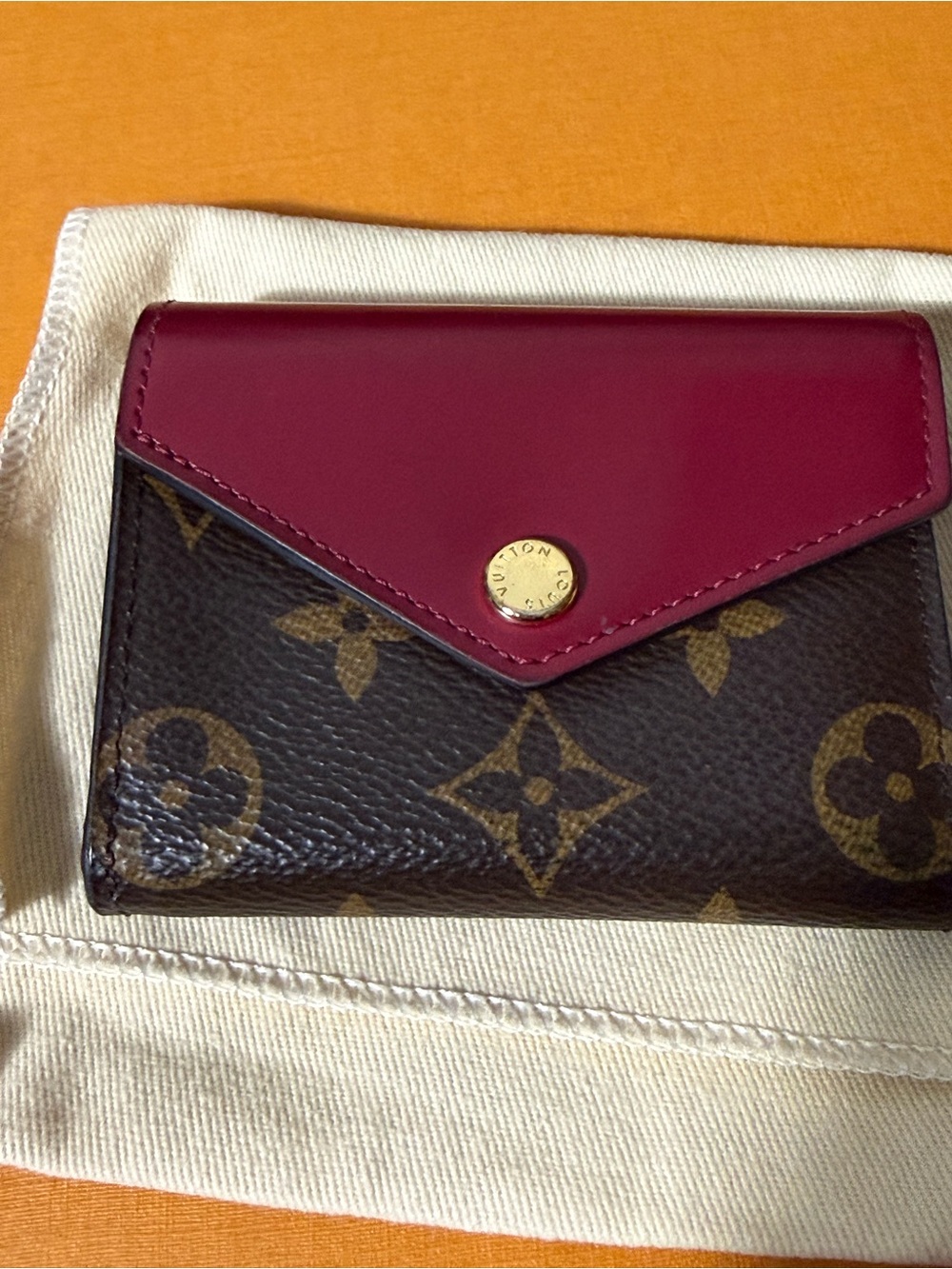 Louis Vuitton Monogram Victorine Wallet Cerise, Cherry 🍒 - Picture 2 of 14